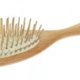 Houten haarborstel met houten pinnen